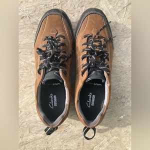 Clarks Women’s Outdoor Wave Walk Waterproof Hiking Shoes - 8.5M